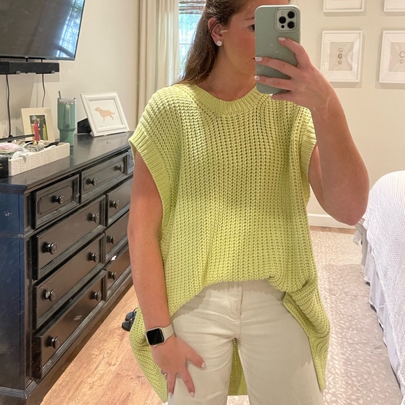 Zara oversized Sweater Vest - Picture 1 of 1